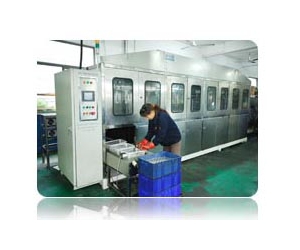 18：自動化清洗機(ji)