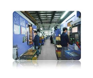 16：滾齒制(zhi)程車間(jiān)