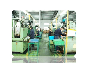 12：滾齒制(zhi)程車間